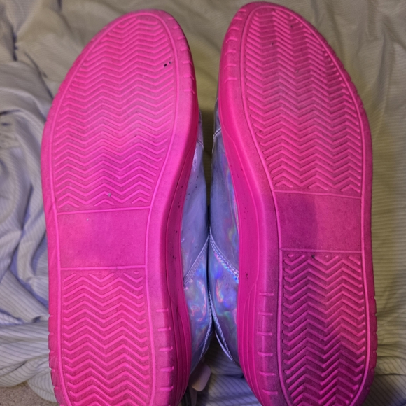 SHEIN Silver and Pink Holographic Sneakers - Picture 3 of 4